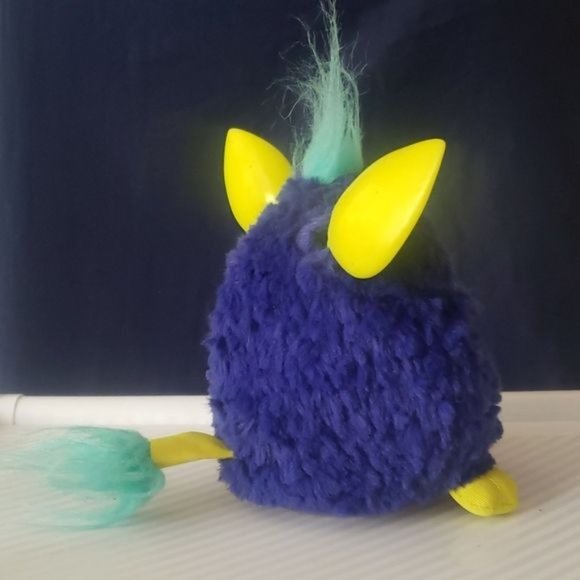 2012 Furby - Picture 16 of 16